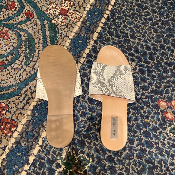 Steve Madden Karolyn Sandal - Picture 4 of 4